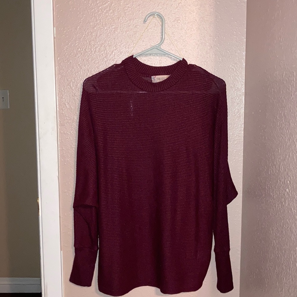 Baggy maroon high neck cut long sleeve